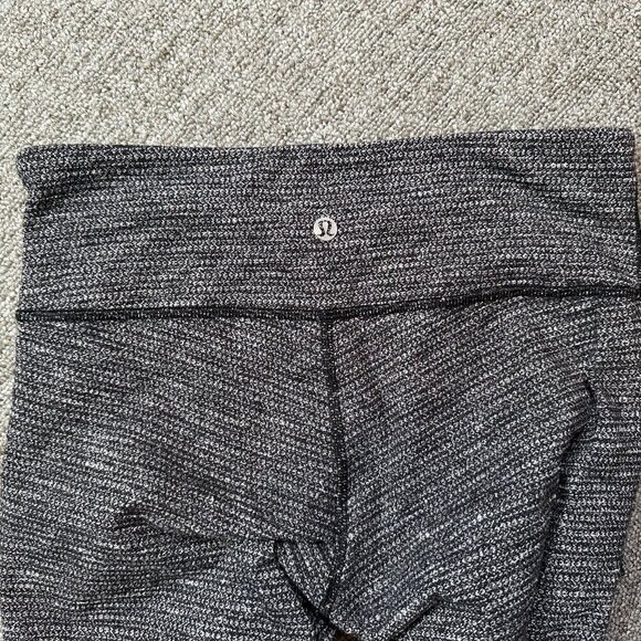 Lululemon Wunder Under Textured Grey Leggings Women's Size 8 - Workout / Yoga - Picture 6 of 6
